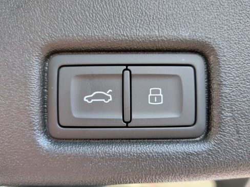 Used 2026 Audi Q5 Prestige AWD/4WD image 39