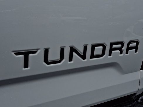 Used 2016 Toyota Tundra Limited w/ Limited Premium Package image 30