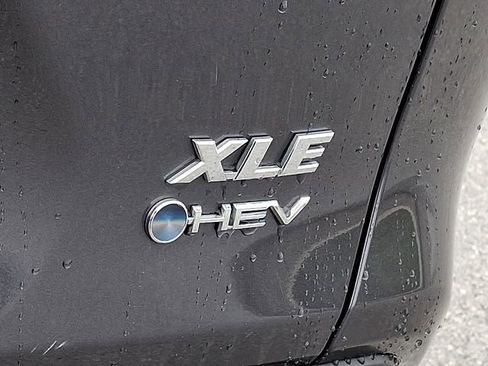 Certified 2025 Toyota RAV4 XLE image 30