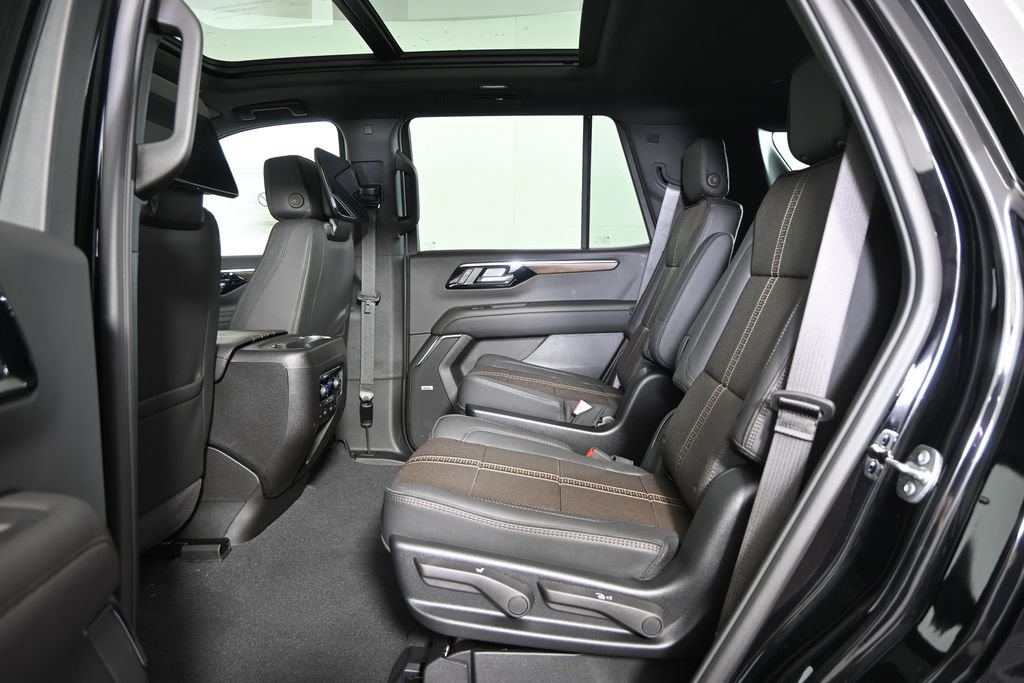 New 2026 Chevrolet Tahoe High Country AWD/4WD image 19
