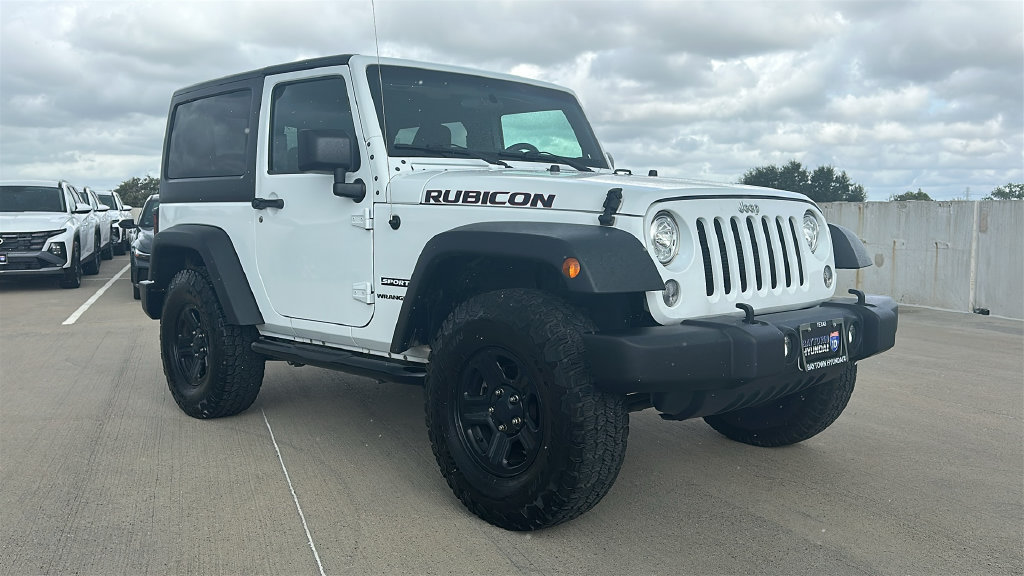 Used 2017 Jeep Wrangler Sport w/ Connectivity Group AWD/4WD image 5