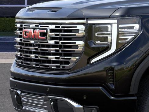 New 2026 GMC Sierra 1500 Denali AWD/4WD image 13
