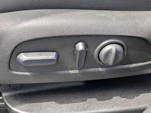 Used 2024 GMC Terrain Denali w/ Denali Premium Package image 21