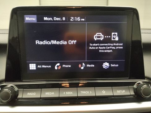 Used 2022 Kia Forte LXS w/ LXS Technology Package image 25