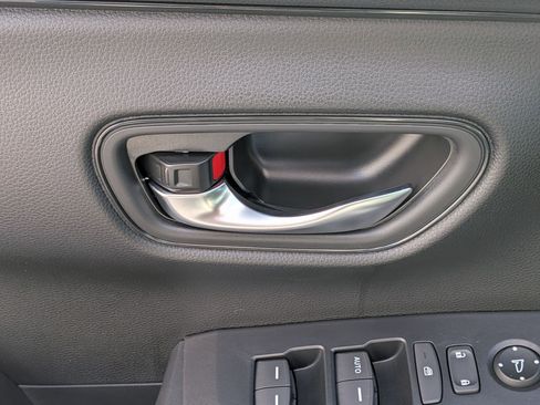 New 2026 Honda HR-V LX image 12