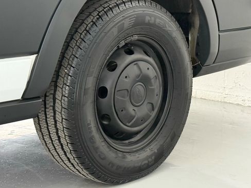 Used 2016 Ford Transit 350 XL image 46