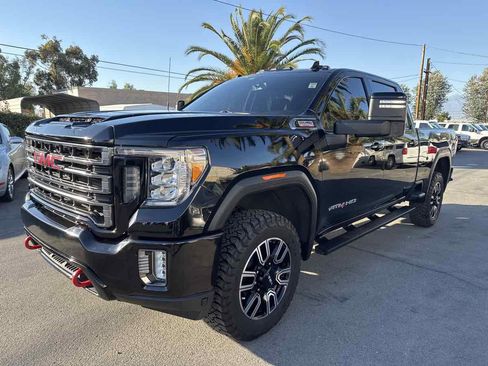 Used 2023 GMC Sierra 2500 AT4 w/ Gooseneck/5TH Wheel Package image 3