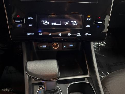 Used 2024 Hyundai Tucson SEL FWD image 18