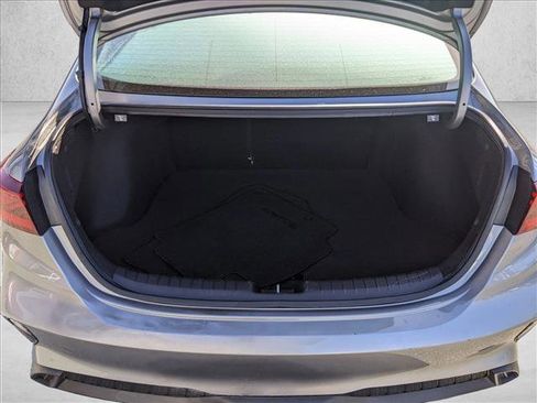 Used 2022 Kia Forte LXS image 6