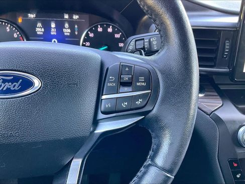 Used 2020 Ford Explorer Limited image 19