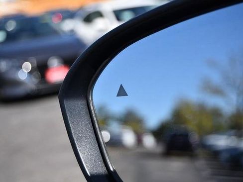 New 2026 Nissan Kicks SV image 10