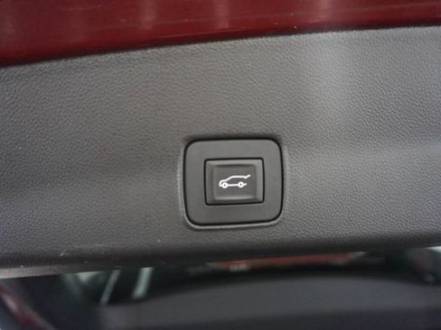 Used 2025 Chevrolet TrailBlazer RS w/ Convenience Package FWD image 18