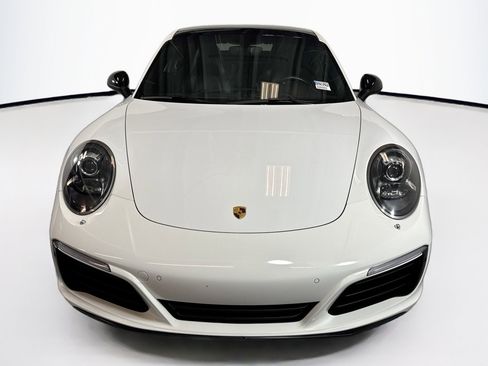 Used 2017 Porsche 911 Carrera 4S image 2