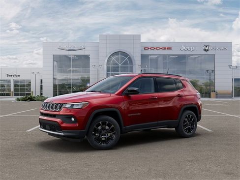 New 2026 Jeep Compass Latitude image 2