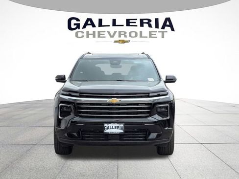 New 2026 Chevrolet Traverse High Country w/ LPO, Floor Liner Package image 3