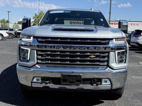 Used 2023 Chevrolet Silverado 2500 LTZ image 3