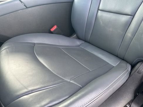 Used 2024 Buick Enclave Premium image 15