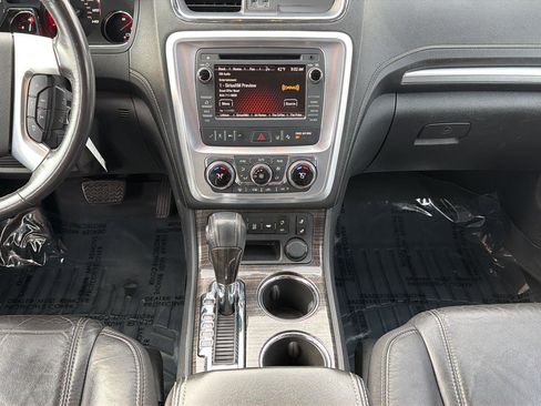Used 2014 GMC Acadia SLT image 11