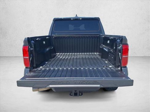 Certified 2025 Toyota Tacoma TRD Off-Road AWD/4WD image 6