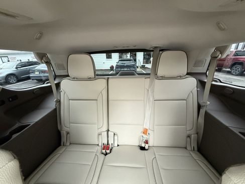 Used 2022 GMC Yukon Denali image 12