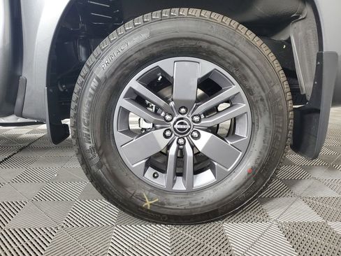 New 2025 Nissan Frontier SV w/ SV Convenience Package image 29