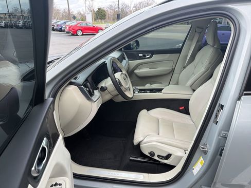 Certified 2025 Volvo XC60 B5 Ultra w/ Protection Package Premier image 6