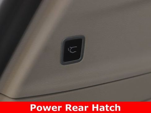 Used 2019 Chrysler Pacifica Touring-L FWD image 29