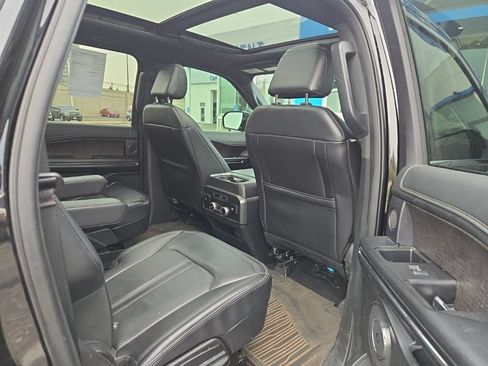 Used 2021 Ford Expedition Max Limited AWD/4WD image 14