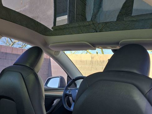 Used 2023 Tesla Model Y Long Range image 16