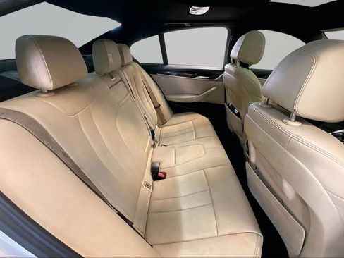 Used 2017 BMW 530i xDrive AWD/4WD image 25