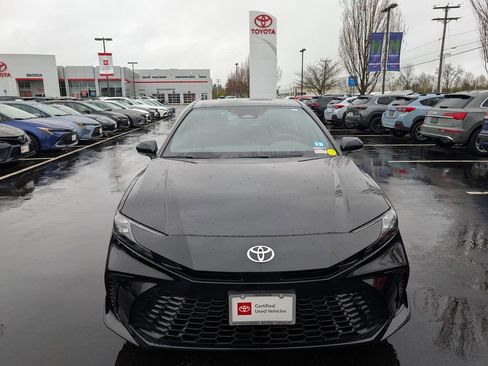 Certified 2025 Toyota Camry XSE FWD image 11