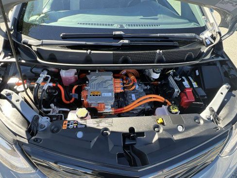 Used 2021 Chevrolet Bolt LT image 29