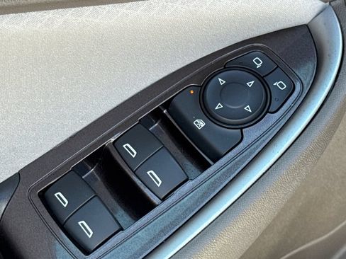 Used 2022 Chevrolet Malibu LS FWD image 18