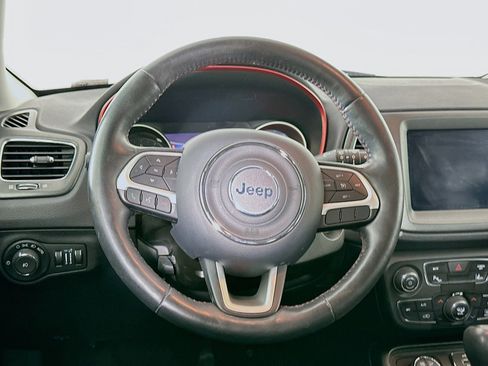 Used 2018 Jeep Compass Trailhawk w/ Leather Interior Group image 18