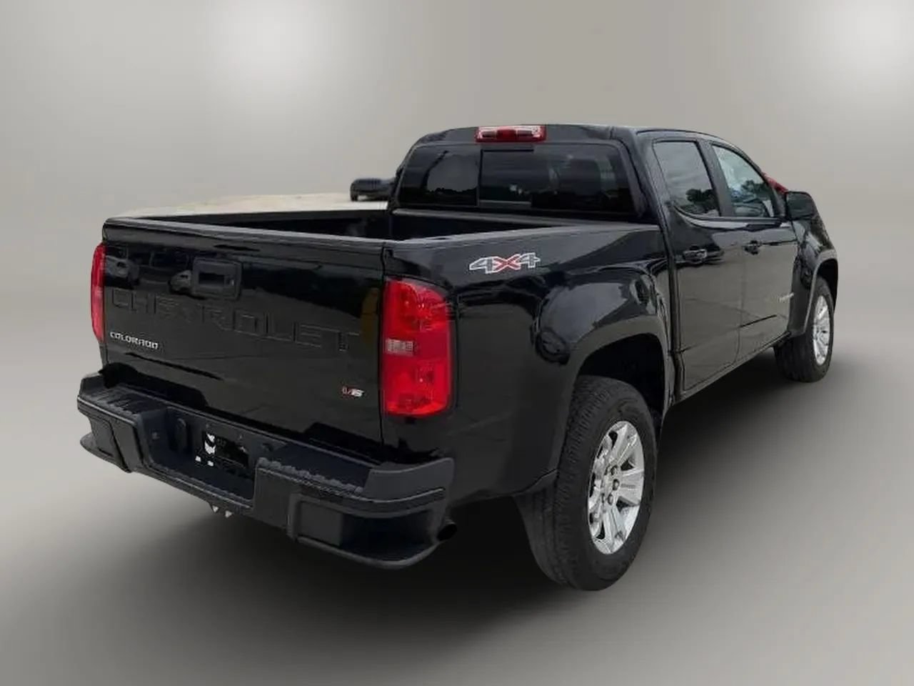 Used 2022 Chevrolet Colorado LT w/ LT Convenience Package AWD/4WD image 7