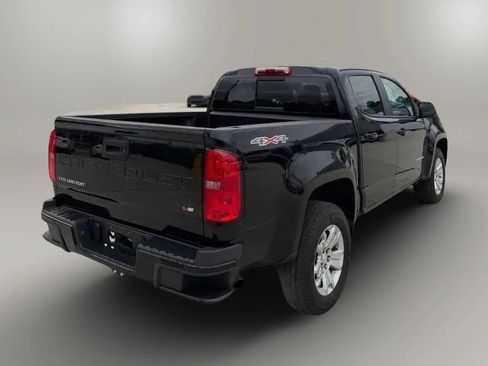 Used 2022 Chevrolet Colorado LT w/ LT Convenience Package AWD/4WD image 7