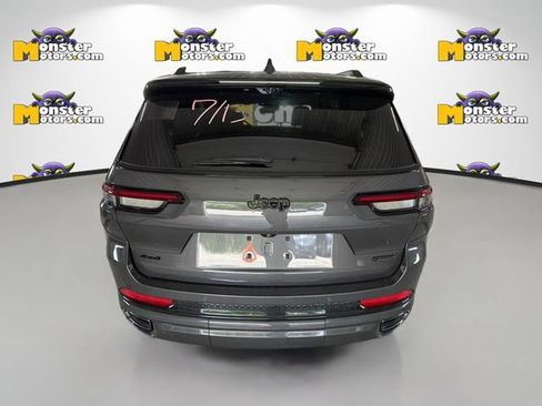 Used 2024 Jeep Grand Cherokee L Summit AWD/4WD image 5