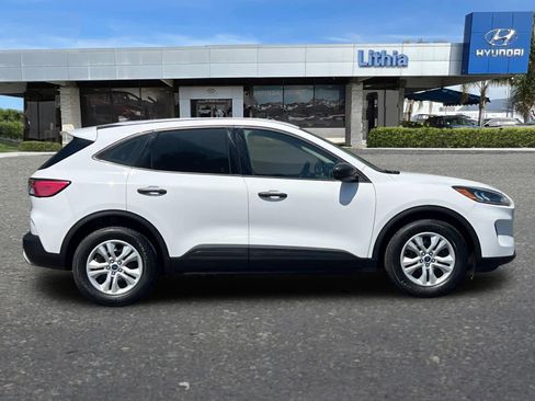 Used 2020 Ford Escape S image 8