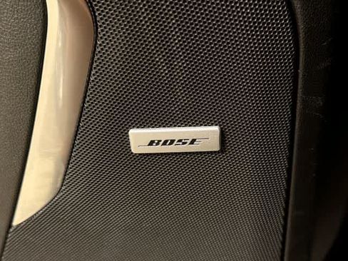 Used 2024 Chevrolet Tahoe Premier AWD/4WD image 31