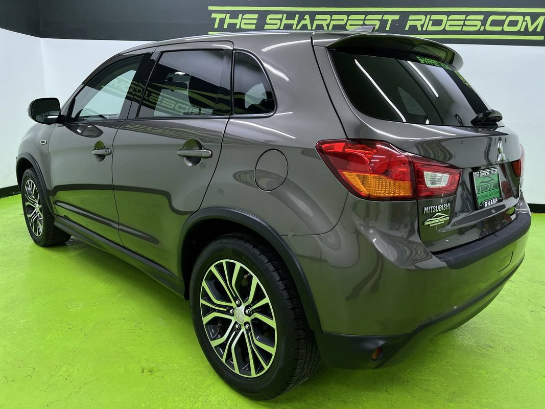 Used 2017 Mitsubishi Outlander Sport SE FWD image 7