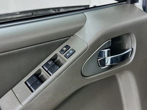 Used 2013 Nissan Frontier PRO-4X w/ Pro-4x Luxury Pkg image 20