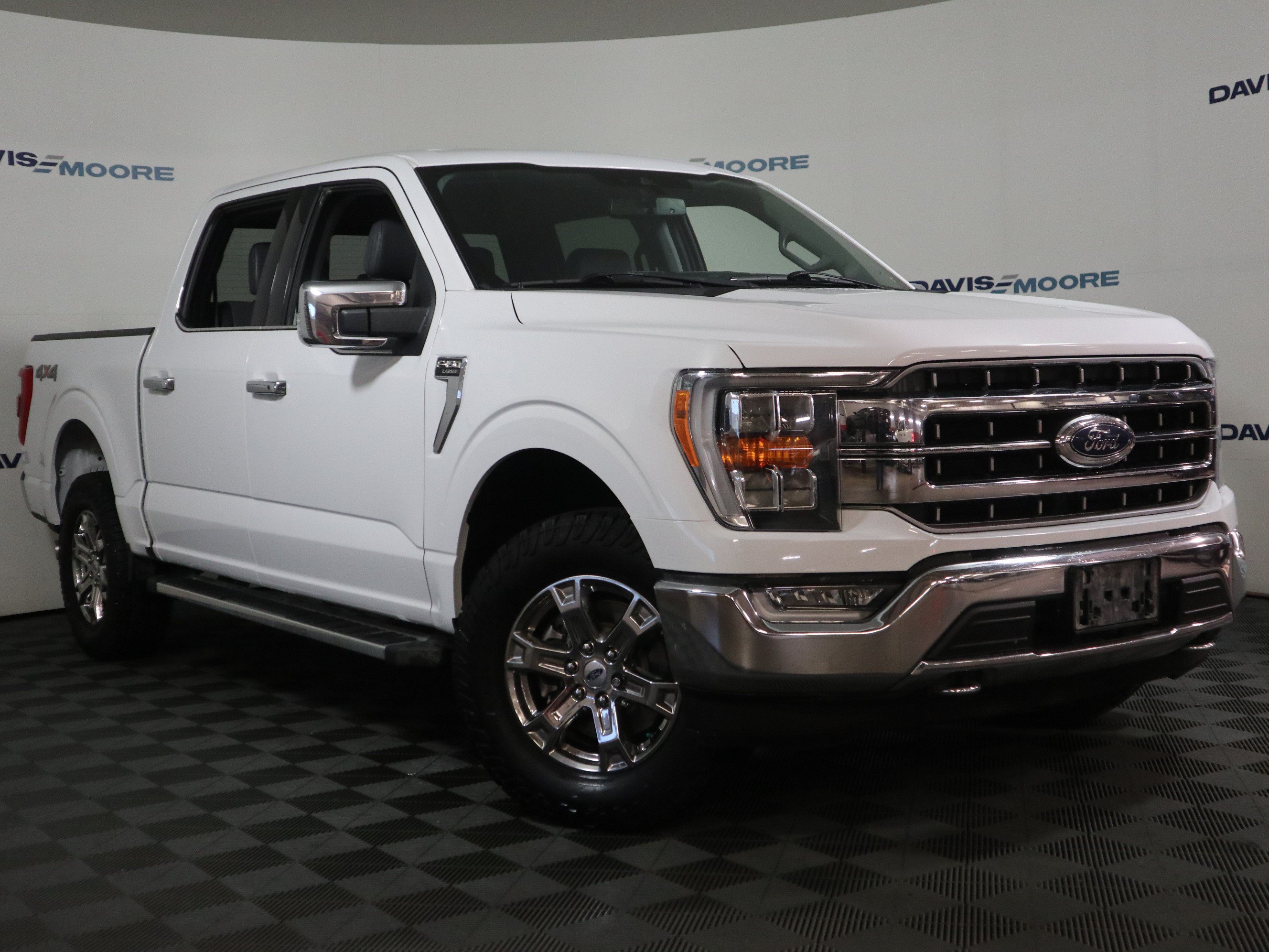 Used 2023 Ford F150 Lariat AWD/4WD image 2