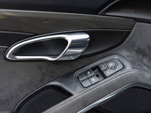 Used 2016 Porsche 911 GT3 image 26