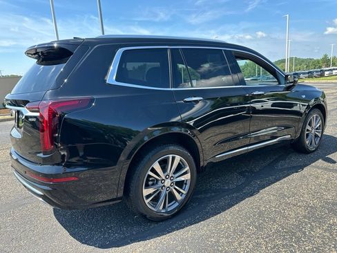 Used 2021 Cadillac XT6 Premium Luxury AWD/4WD image 15
