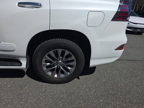 Used 2019 Lexus GX 460 Luxury image 9