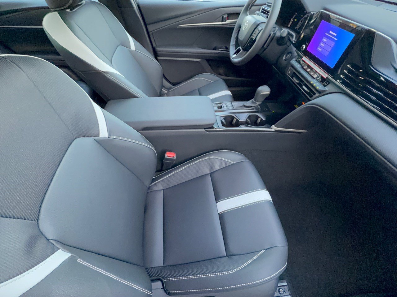 Certified 2026 Toyota Camry SE FWD image 30