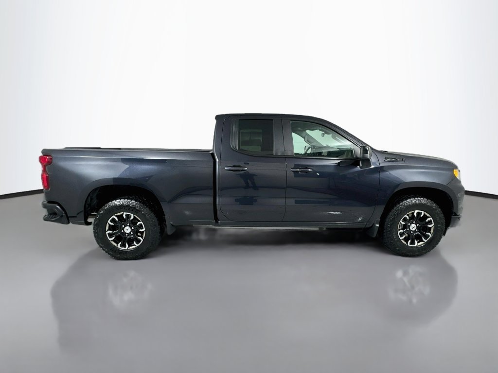 Used 2023 Chevrolet Silverado 1500 RST w/ Convenience Package II AWD/4WD image 9