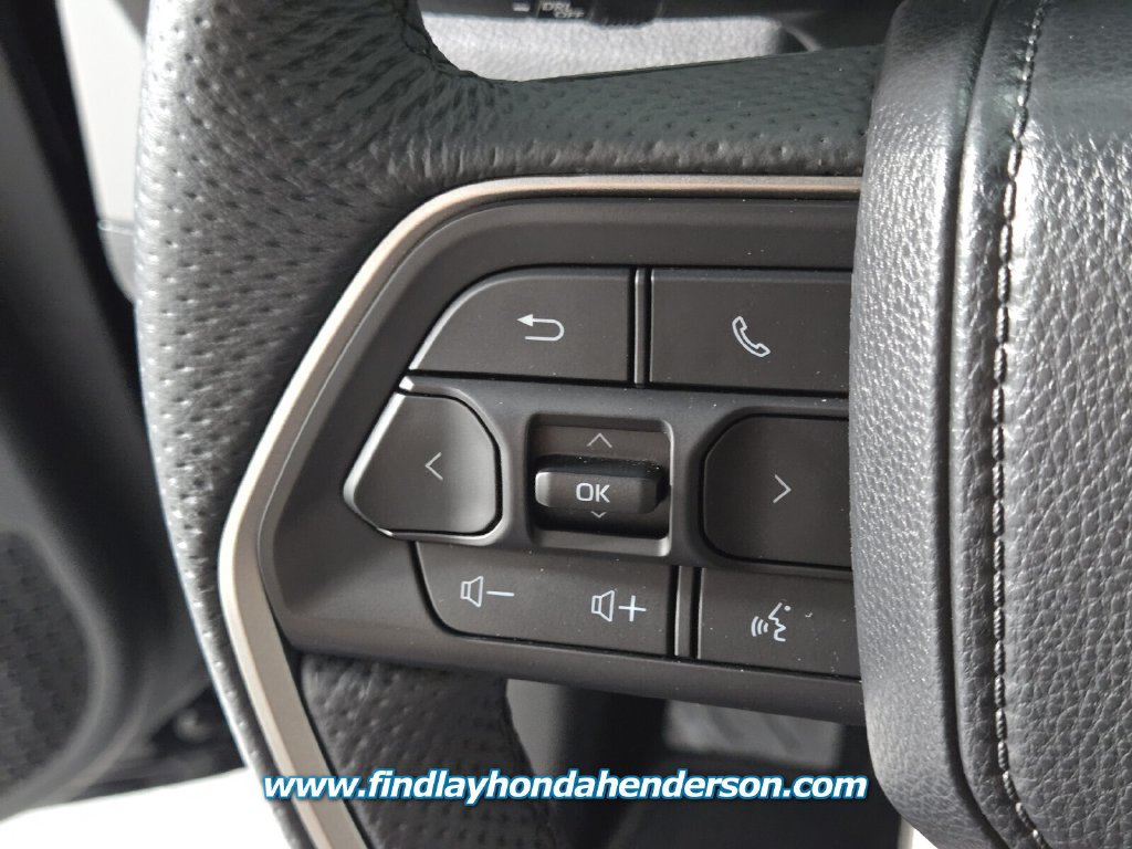 Used 2024 Toyota Tacoma TRD Off-Road AWD/4WD image 25