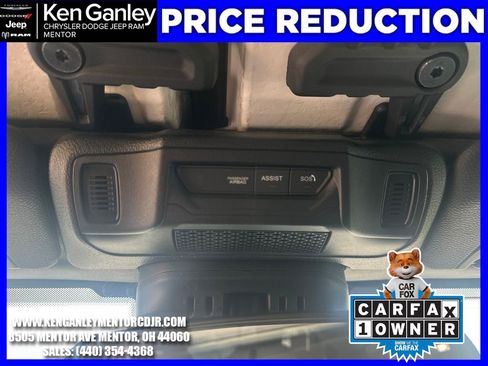 Used 2024 Jeep Wrangler Unlimited AWD/4WD image 18
