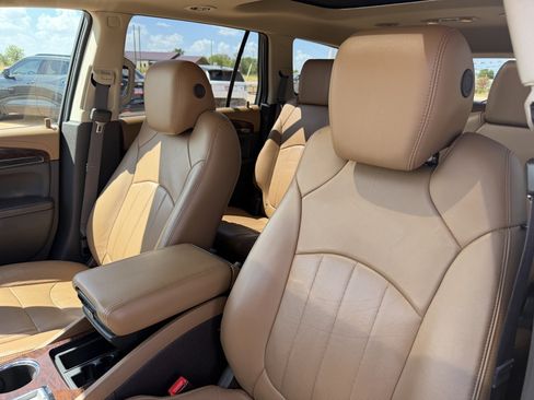 Used 2016 Buick Enclave Leather FWD image 13